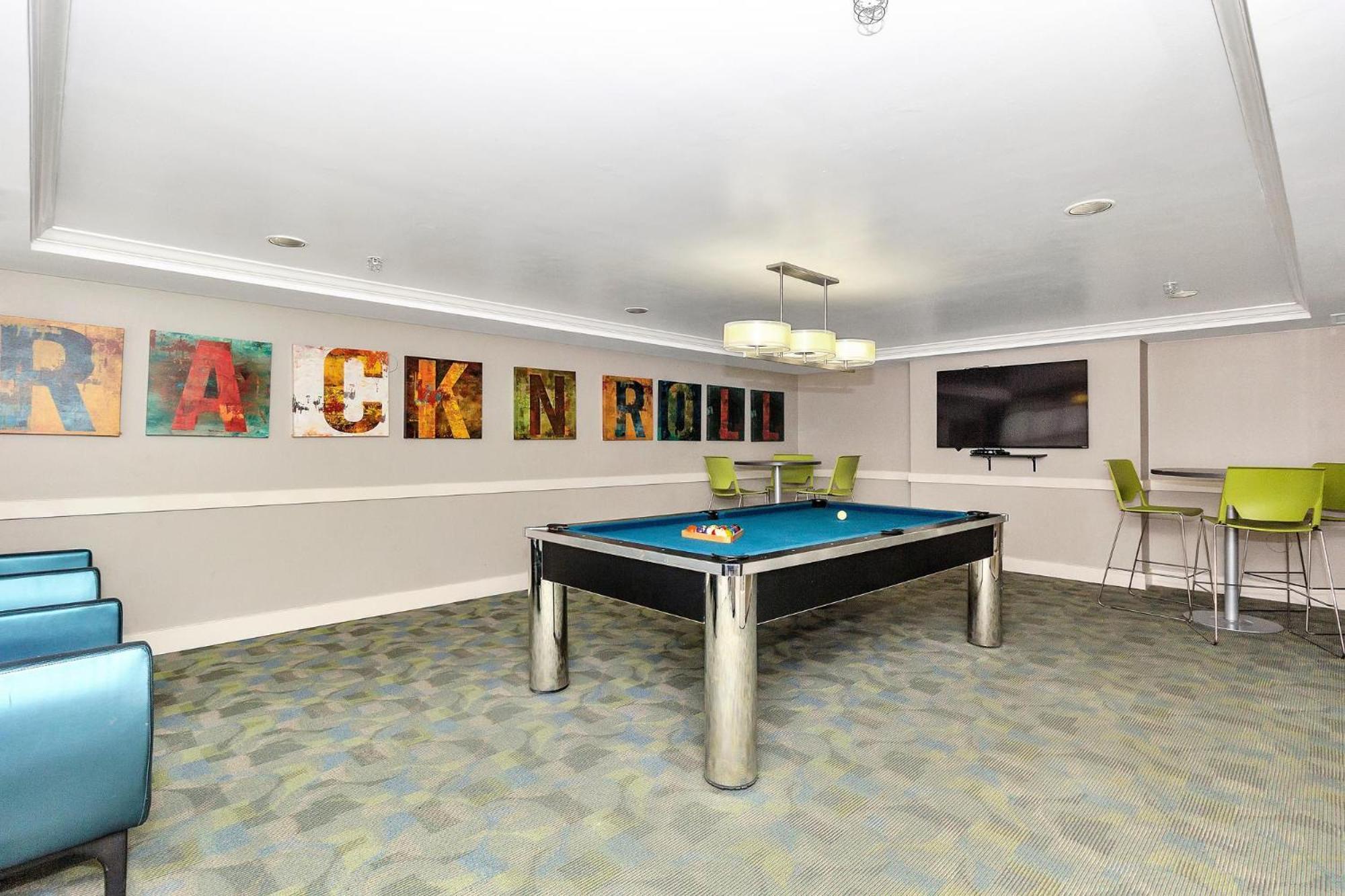 Dharma Home Suites Coral Gables At Gables Grand Plaza Miami Værelse billede